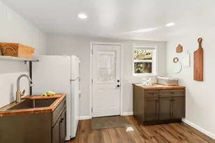 640 40th St, Sacramento, CA 95819 - Photo 40