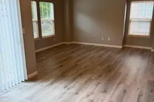 3301 N Park Dr, Sacramento, CA 95835 - Photo 2