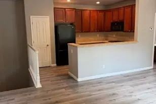 3301 N Park Dr, Sacramento, CA 95835 - Photo 4