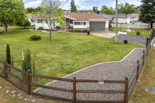 2132 16th St, Oroville, CA 95965 - Photo 2