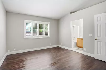 8425 Winterberry Drive, Elk Grove, CA 95624 - Photo 28