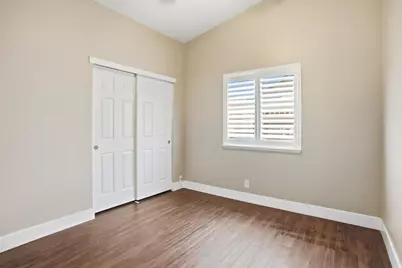 8425 Winterberry Drive, Elk Grove, CA 95624 - Photo 24