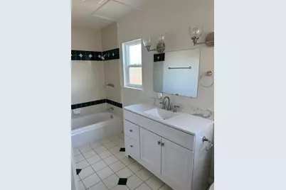 28237 S Macarthur Drive, Tracy, CA 95377 - Photo 12