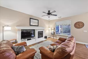 2014 Butterfield Ln, Lincoln, CA 95648 - Photo 14