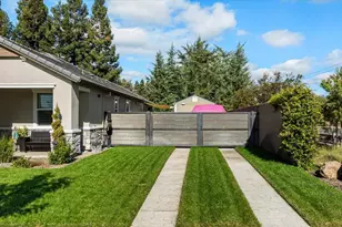 2897 Margot Ln, Turlock, CA 95382 - Photo 4