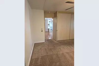 W Ashlan Avenue #25, Fresno, CA 93705 - Photo 32