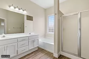 1070 Steele Way, Galt, CA 95632 - Photo 34