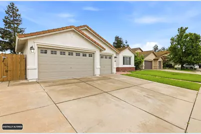 1070 Steele Way, Galt, CA 95632 - Photo 4