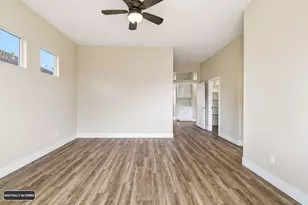 1070 Steele Way, Galt, CA 95632 - Photo 32