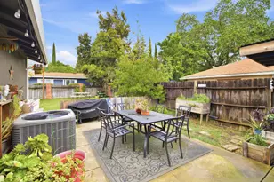 9101 Vernetta Way, Elk Grove, CA 95624 - Photo 26