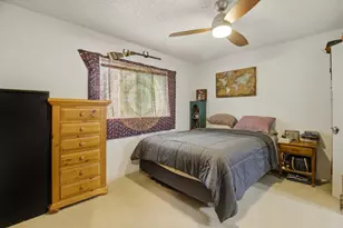 9101 Vernetta Way, Elk Grove, CA 95624 - Photo 18