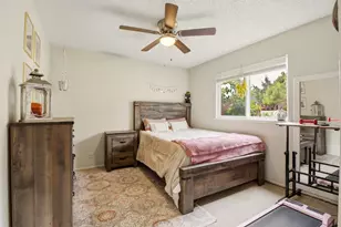 9101 Vernetta Way, Elk Grove, CA 95624 - Photo 24