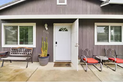 9101 Vernetta Way, Elk Grove, CA 95624 - Photo 2