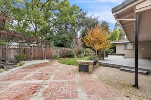 61 Saratoga Cir, Sacramento, CA 95864 - Photo 8