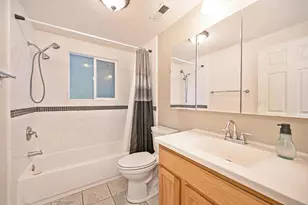 10166 La Gloria Way, Rancho Cordova, CA 95670 - Photo 12