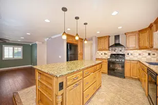 10166 La Gloria Way, Rancho Cordova, CA 95670 - Photo 8