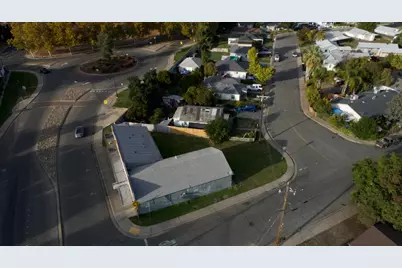 217 Percy Avenue, Yuba City, CA 95991 - Photo 2