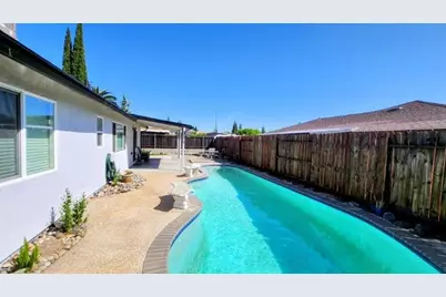 3912 Carver, Modesto, CA 95356 - Photo 22