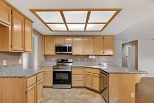 3406 Lago Ct, Merced, CA 95348 - Photo 10