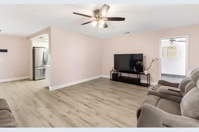 1574 5th Avenue, Olivehurst, CA 95961 - Photo 6