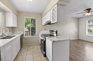 2211 Baywater Ln, Rancho Cordova, CA 95670 - Photo 6