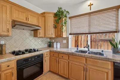 10250 Canadeo Circle, Elk Grove, CA 95757 - Photo 26