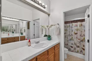 10250 Canadeo Cir, Elk Grove, CA 95757 - Photo 30