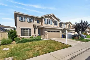 10250 Canadeo Cir, Elk Grove, CA 95757 - Photo 2