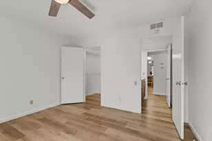 2402 Larkspur Ln, Sacramento, CA 95825 - Photo 18