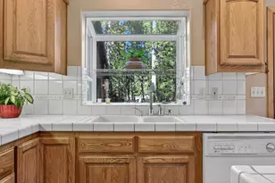 999 Grizzly Way, Arnold, CA 95223 - Photo 16