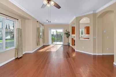 824 El Tesoro Lane, Los Banos, CA 93635 - Photo 8