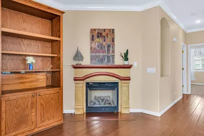 824 El Tesoro Lane, Los Banos, CA 93635 - Photo 18