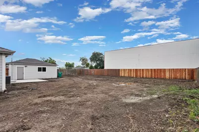 447 N Shasta Avenue, Stockton, CA 95205 - Photo 30