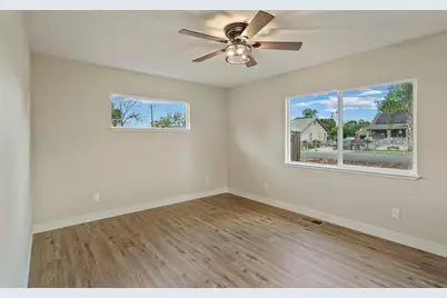 447 N Shasta Avenue, Stockton, CA 95205 - Photo 20