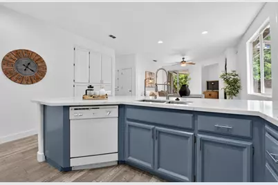 2155 Hearst Street, West Sacramento, CA 95691 - Photo 14