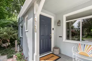 2728 Harkness St, Sacramento, CA 95818 - Photo 2