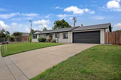 6710 Manassero Way, Sacramento, CA 95820 - Photo 1