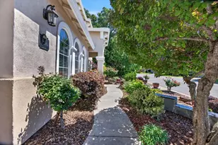 6090 Lockridge Dr, Granite Bay, CA 95746 - Photo 4