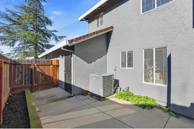 7300 Saltgrass Way, Elk Grove, CA 95758 - Photo 32