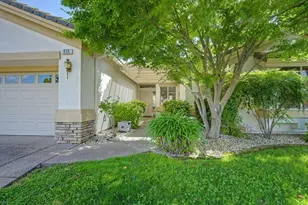 423 Poppyfield Ct, Lincoln, CA 95648 - Photo 2