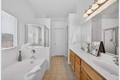 160 Mike Gartrell Circle, Sacramento, CA 95835 - Photo 20
