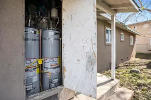 694 Eleanor Ave, Sacramento, CA 95815 - Photo 14