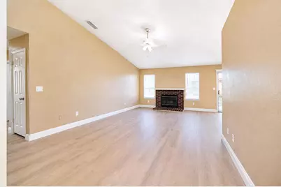 8455 Auberry Drive, Sacramento, CA 95828 - Photo 16