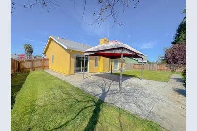 8455 Auberry Drive, Sacramento, CA 95828 - Photo 32