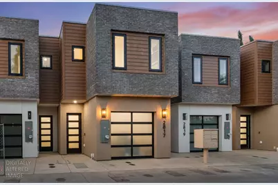 2817 Democracy Alley, Sacramento, CA 95816 - Photo 2