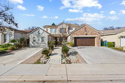 9820 Spring View Way, Elk Grove, CA 95757 - Photo 2