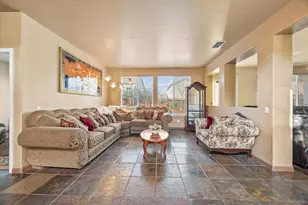 9820 Spring View Way, Elk Grove, CA 95757 - Photo 8