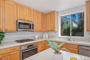 7828 Calzada Way, Elk Grove, CA 95758 - Photo 28