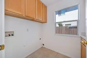 7828 Calzada Way, Elk Grove, CA 95758 - Photo 34