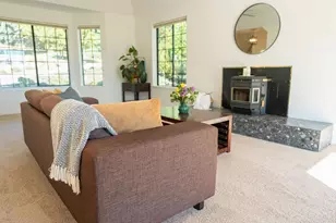 14838 Christophers Pl, Grass Valley, CA 95945 - Photo 10